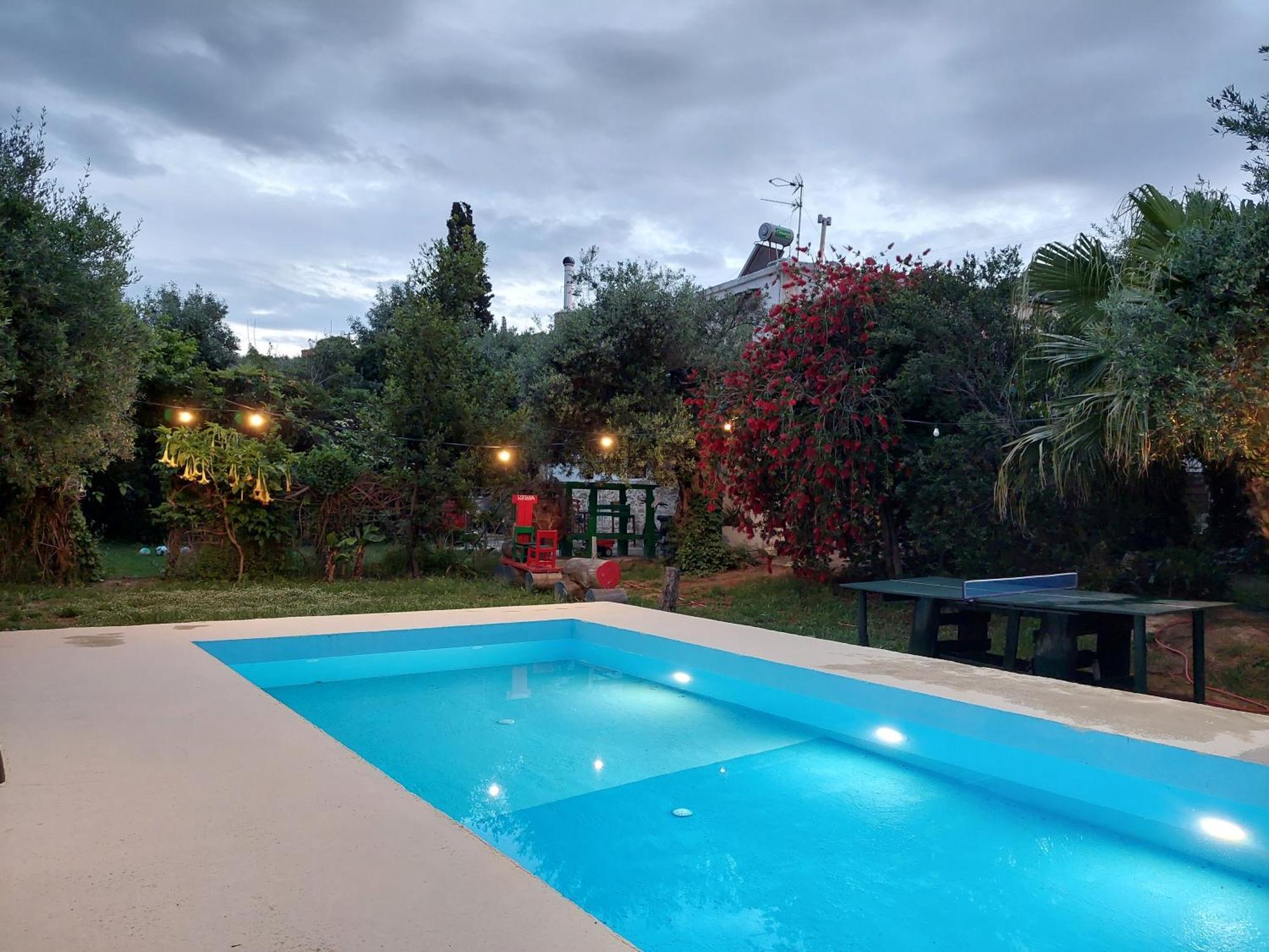 شقة Sofiana'S Garden Retreat With Private Pool Dhrapaniás الغرفة الصورة