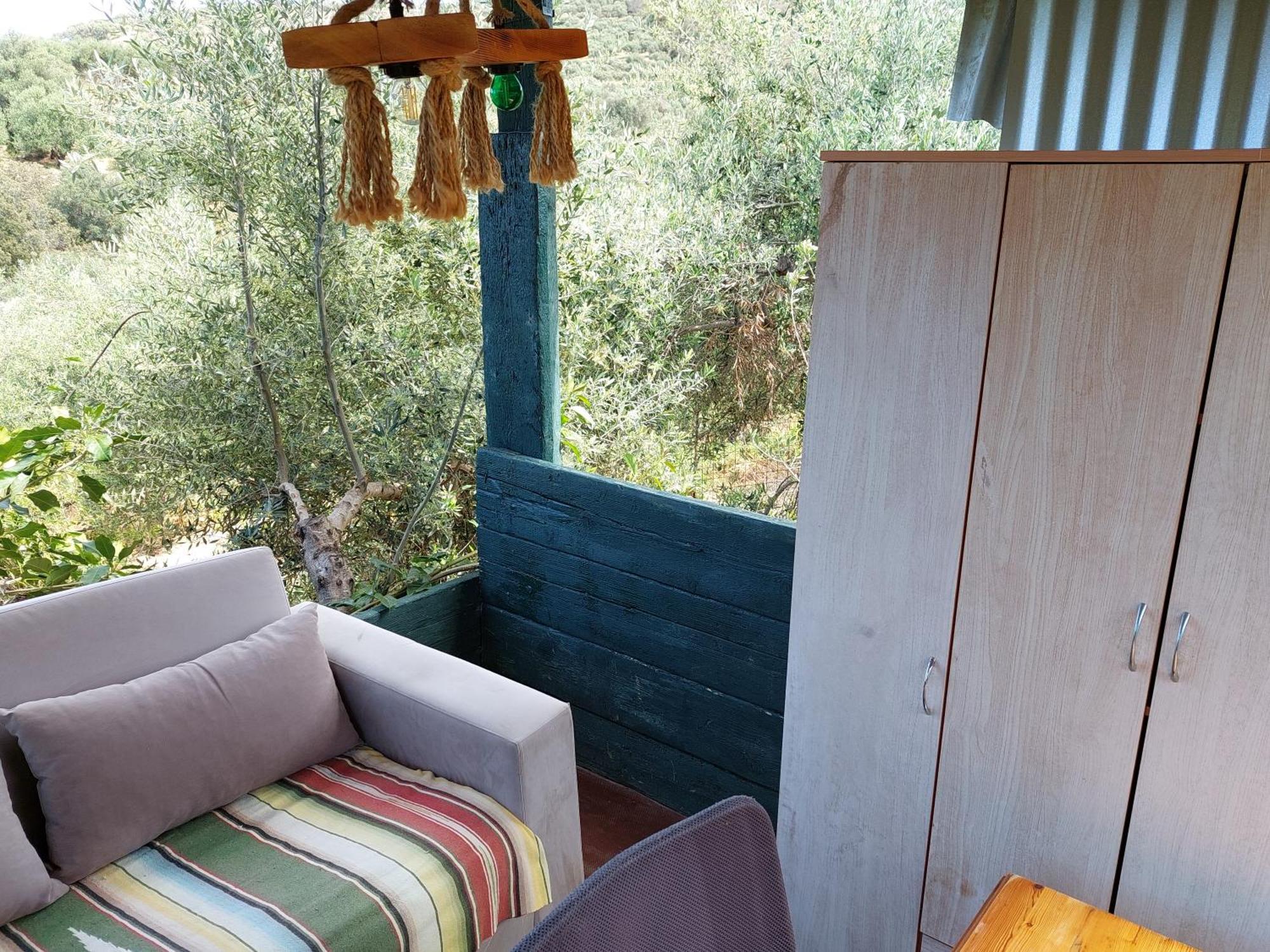 شقة Sofiana'S Garden Retreat With Private Pool Dhrapaniás الغرفة الصورة