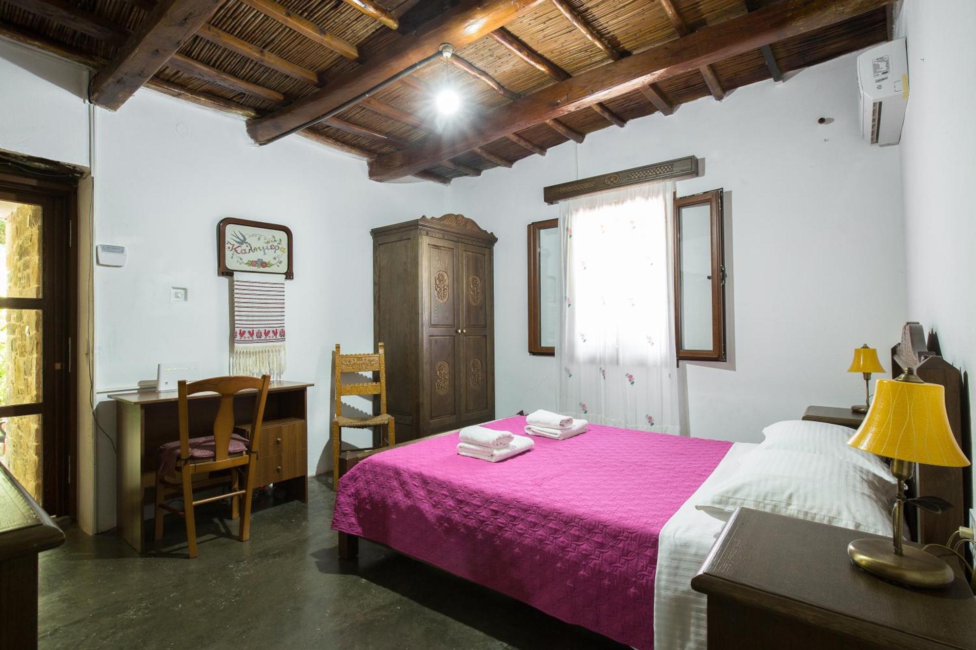 شقة Sofiana'S Garden Retreat With Private Pool Dhrapaniás المظهر الخارجي الصورة