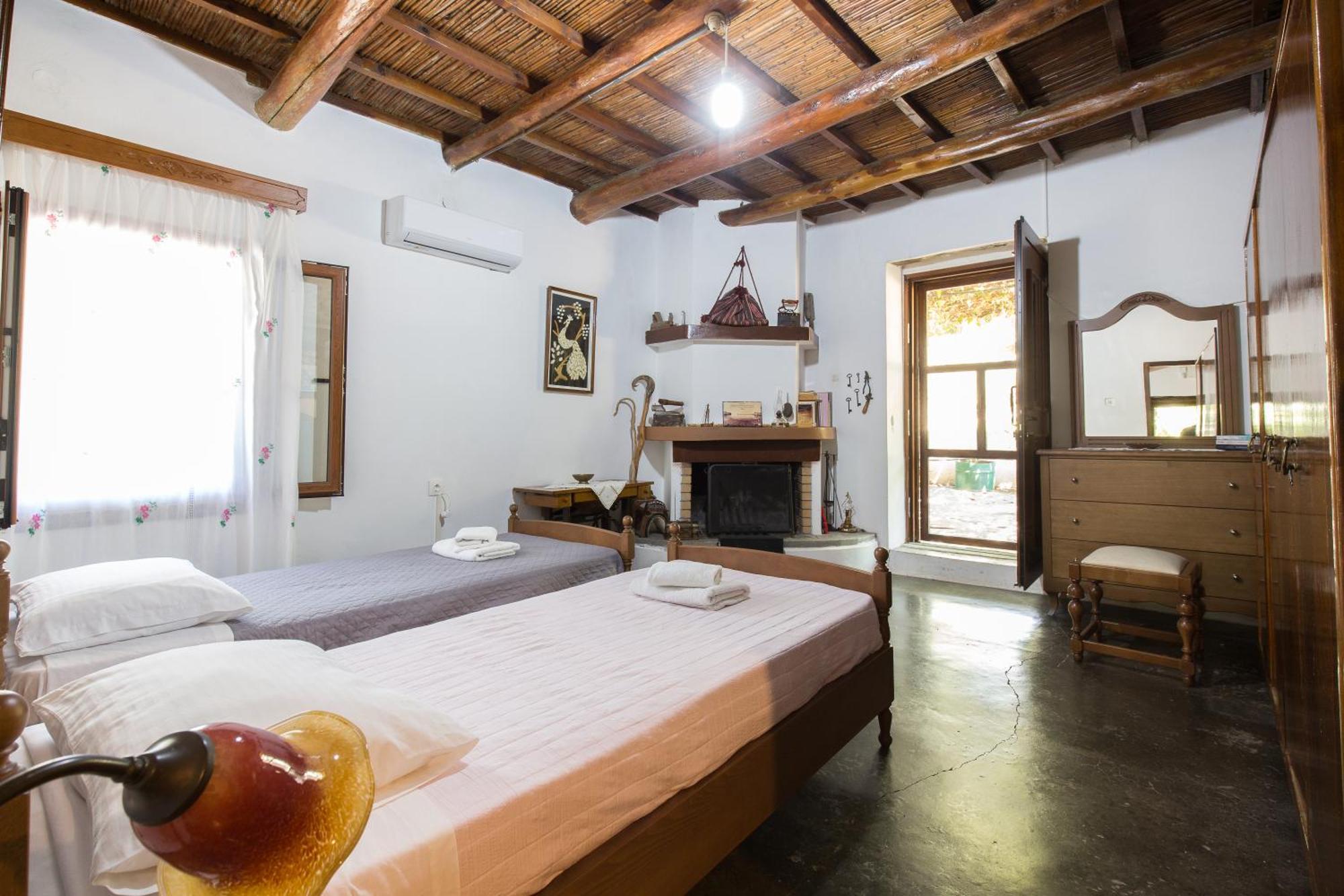 شقة Sofiana'S Garden Retreat With Private Pool Dhrapaniás المظهر الخارجي الصورة