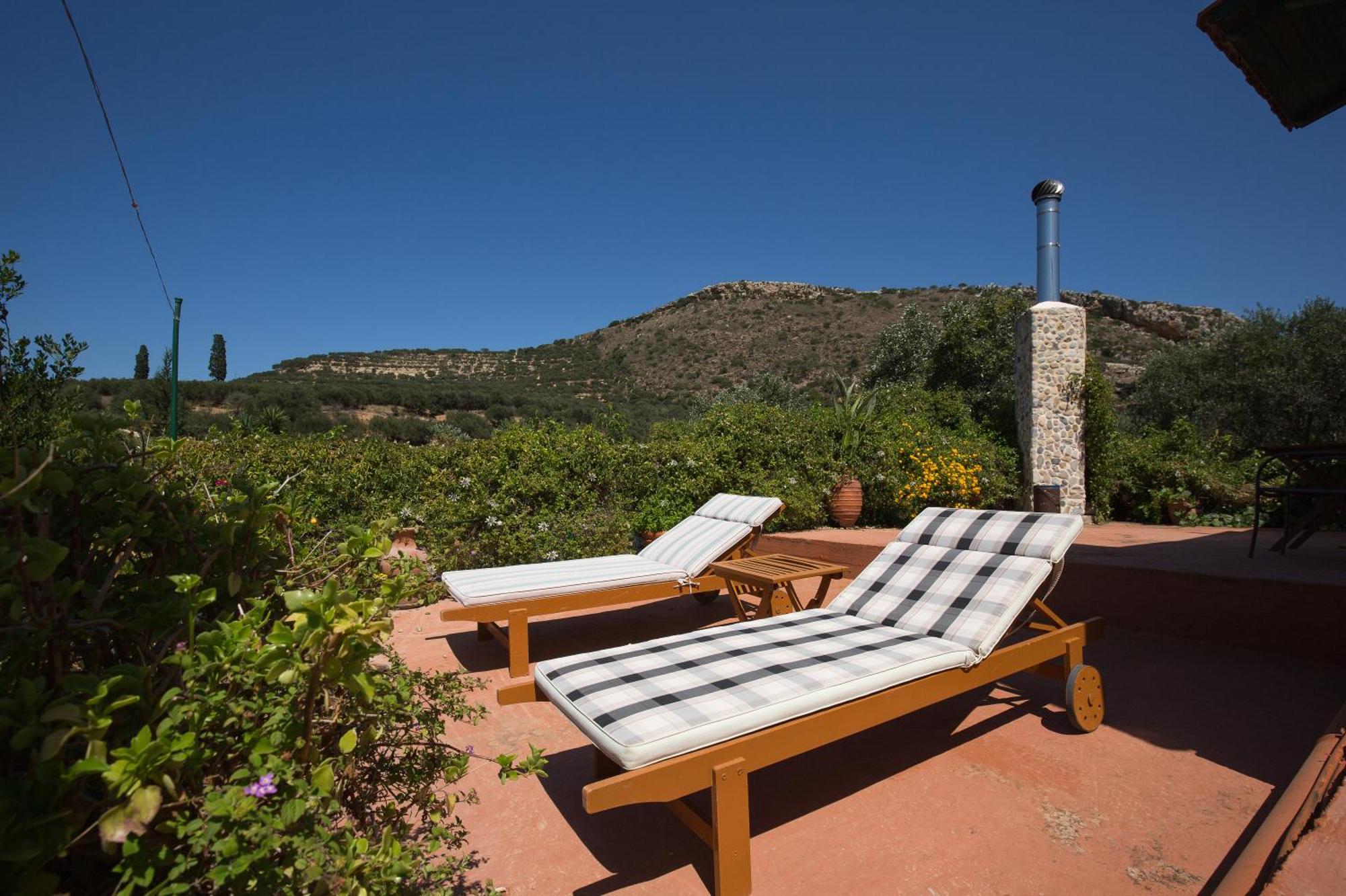 شقة Sofiana'S Garden Retreat With Private Pool Dhrapaniás المظهر الخارجي الصورة
