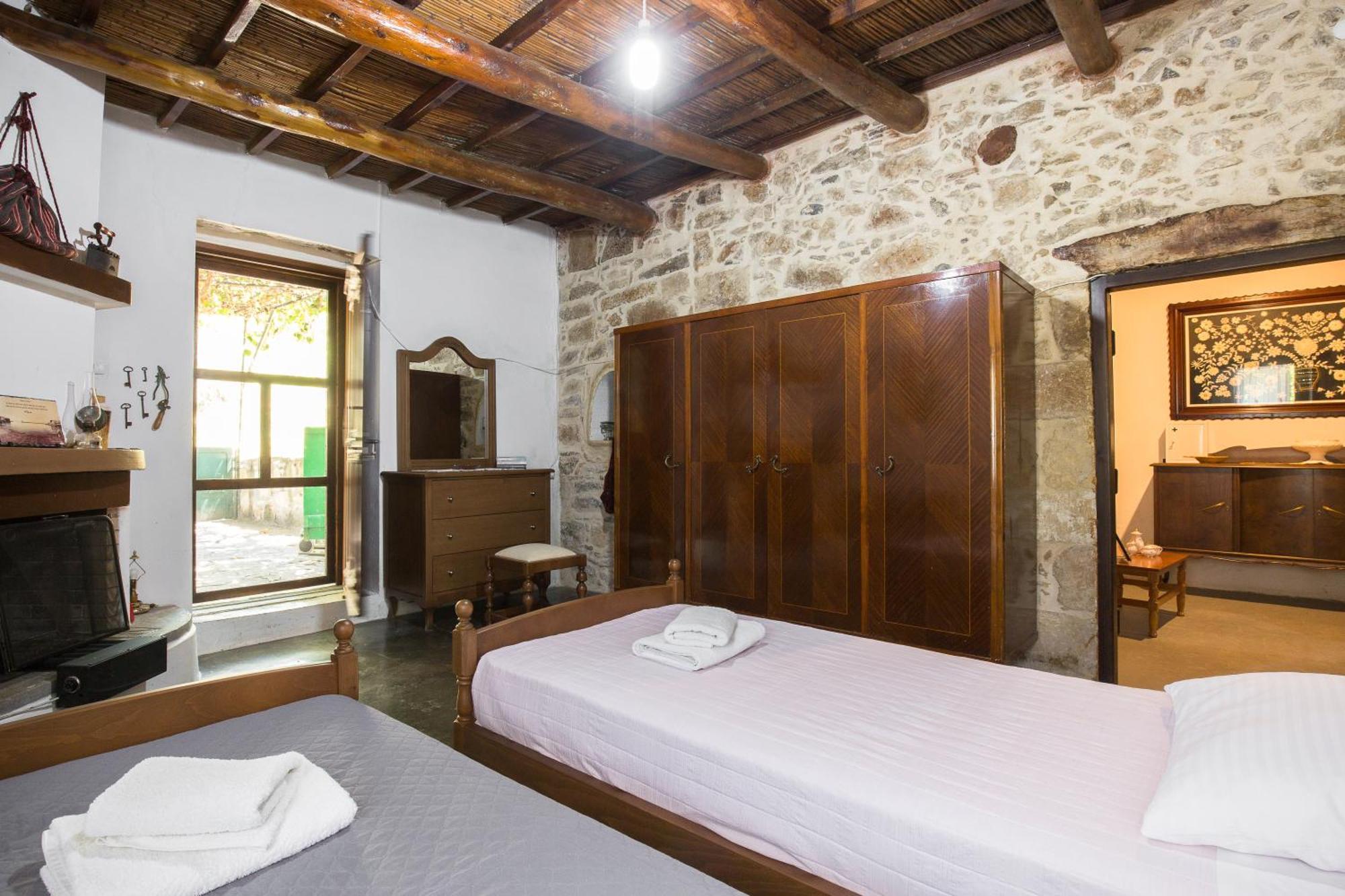 شقة Sofiana'S Garden Retreat With Private Pool Dhrapaniás المظهر الخارجي الصورة